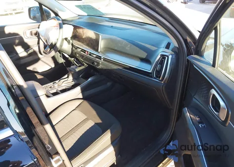 2025 Kia Sorento Lx from USA, damaged, VIN 5XYRG4JC0SG394504